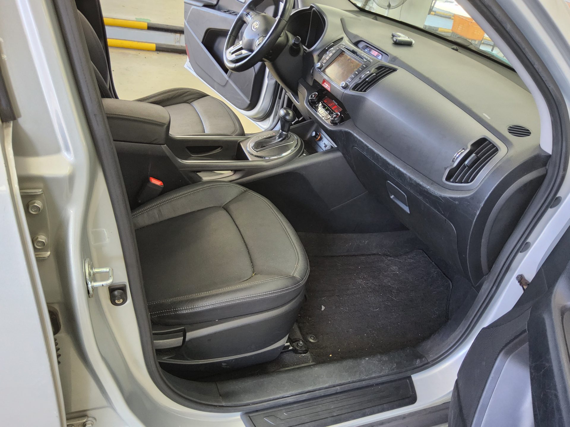 2011 - kia sportage