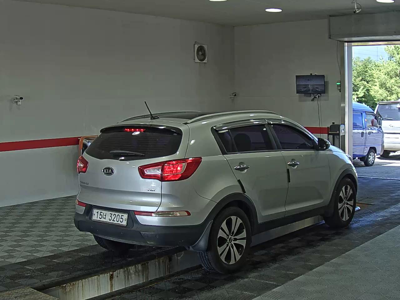 2011 - kia sportage