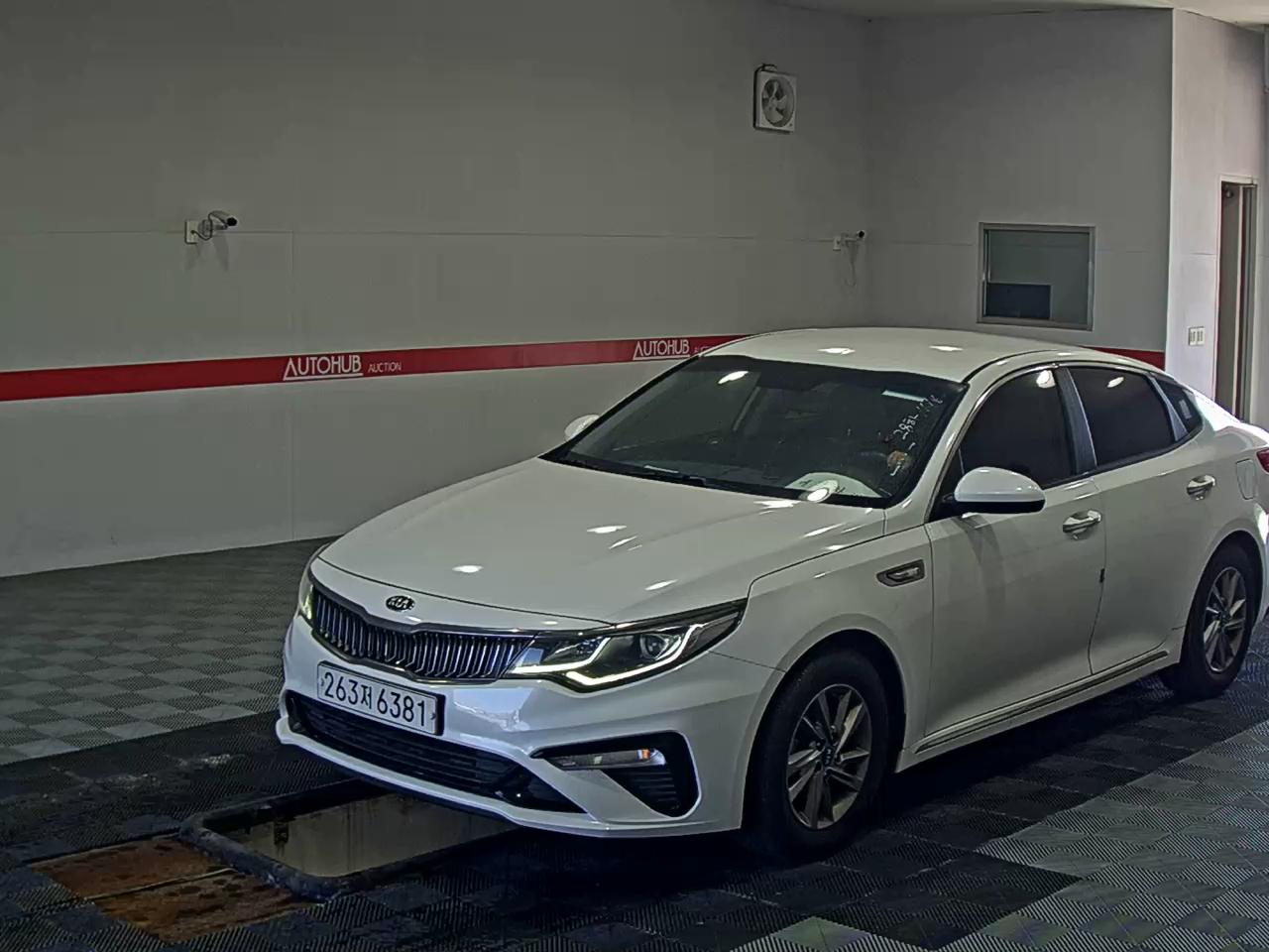 KIA K5 LPI RENTAL CAR