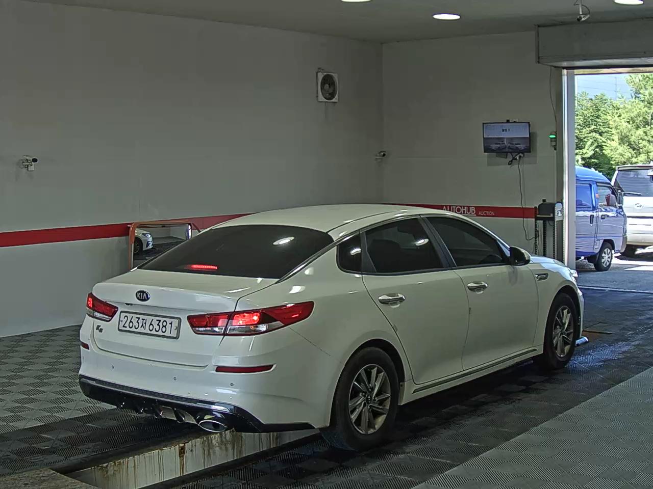 2019 - kia k5