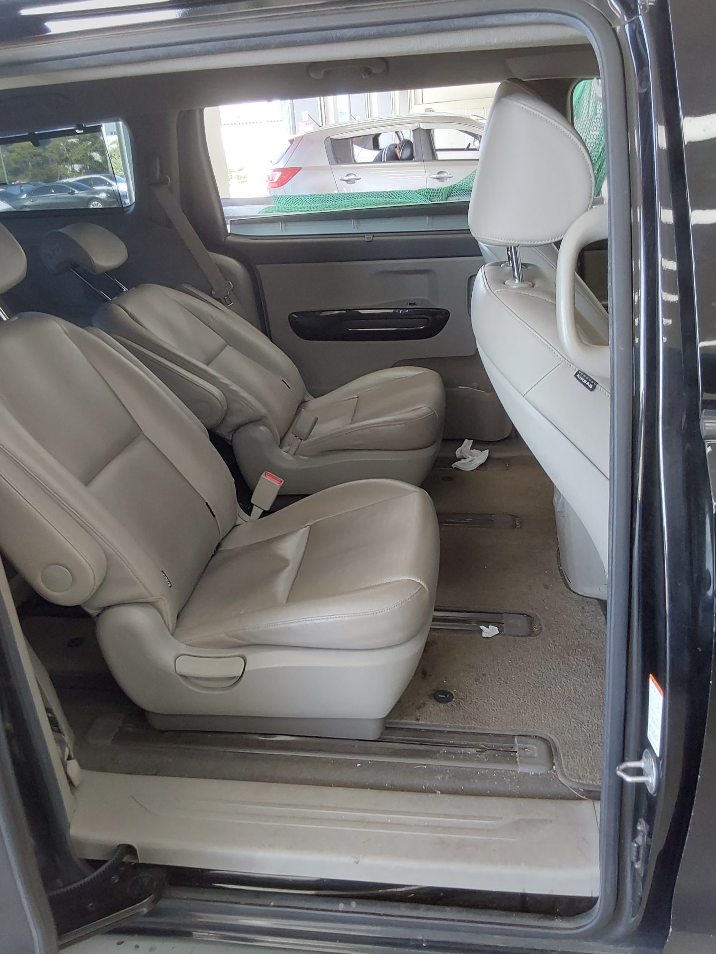 2018 - kia carnival