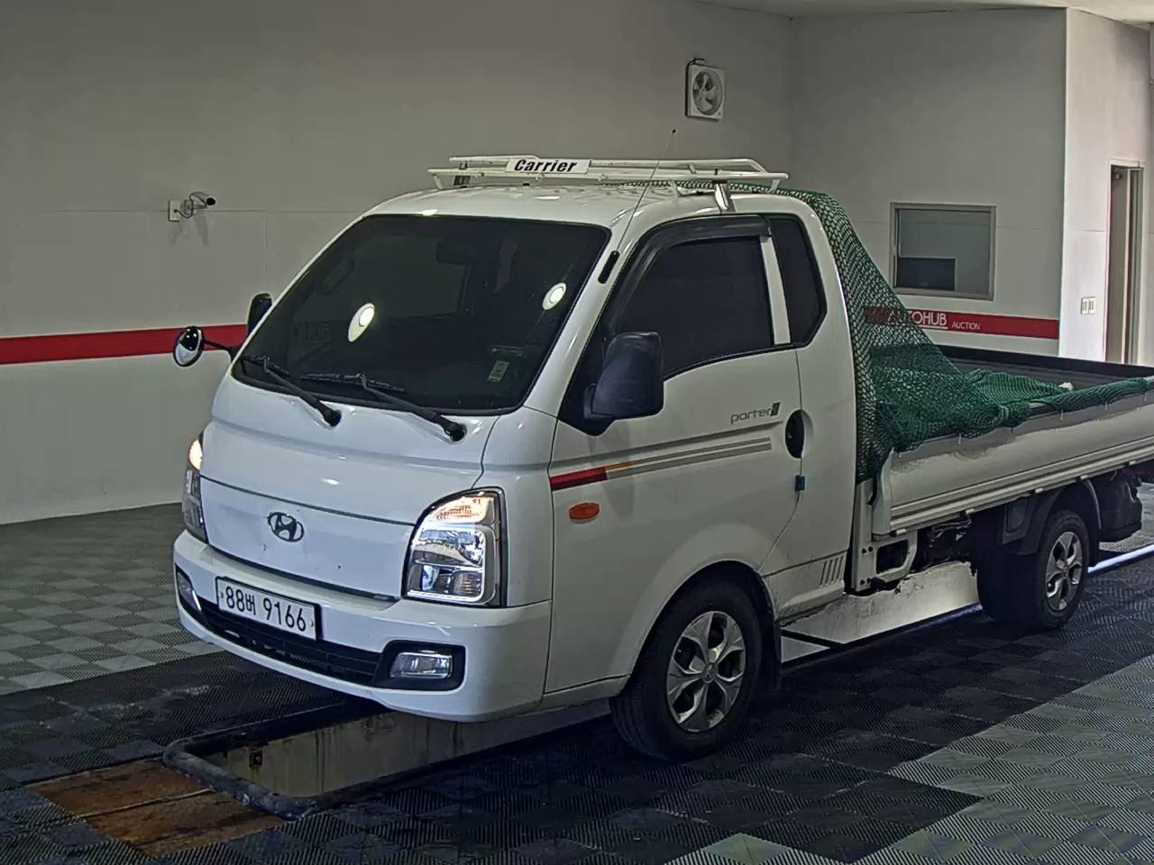 HYUNDAI PORTER II SUPER CAB EXTRA WHEELBASE