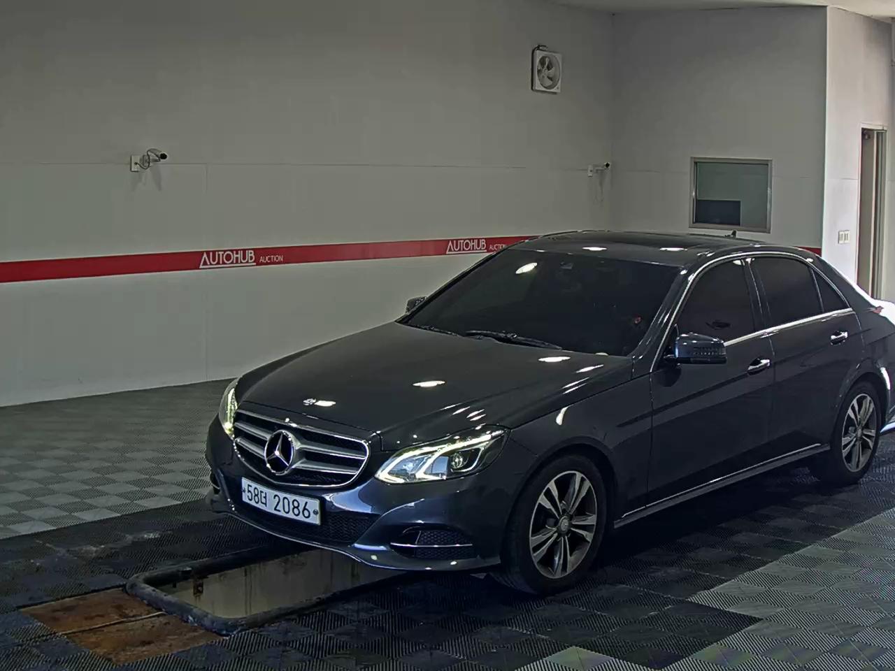 MERCEDES-BENZ CLASS (4TH GEN) E220 CDI AVANTGARDE