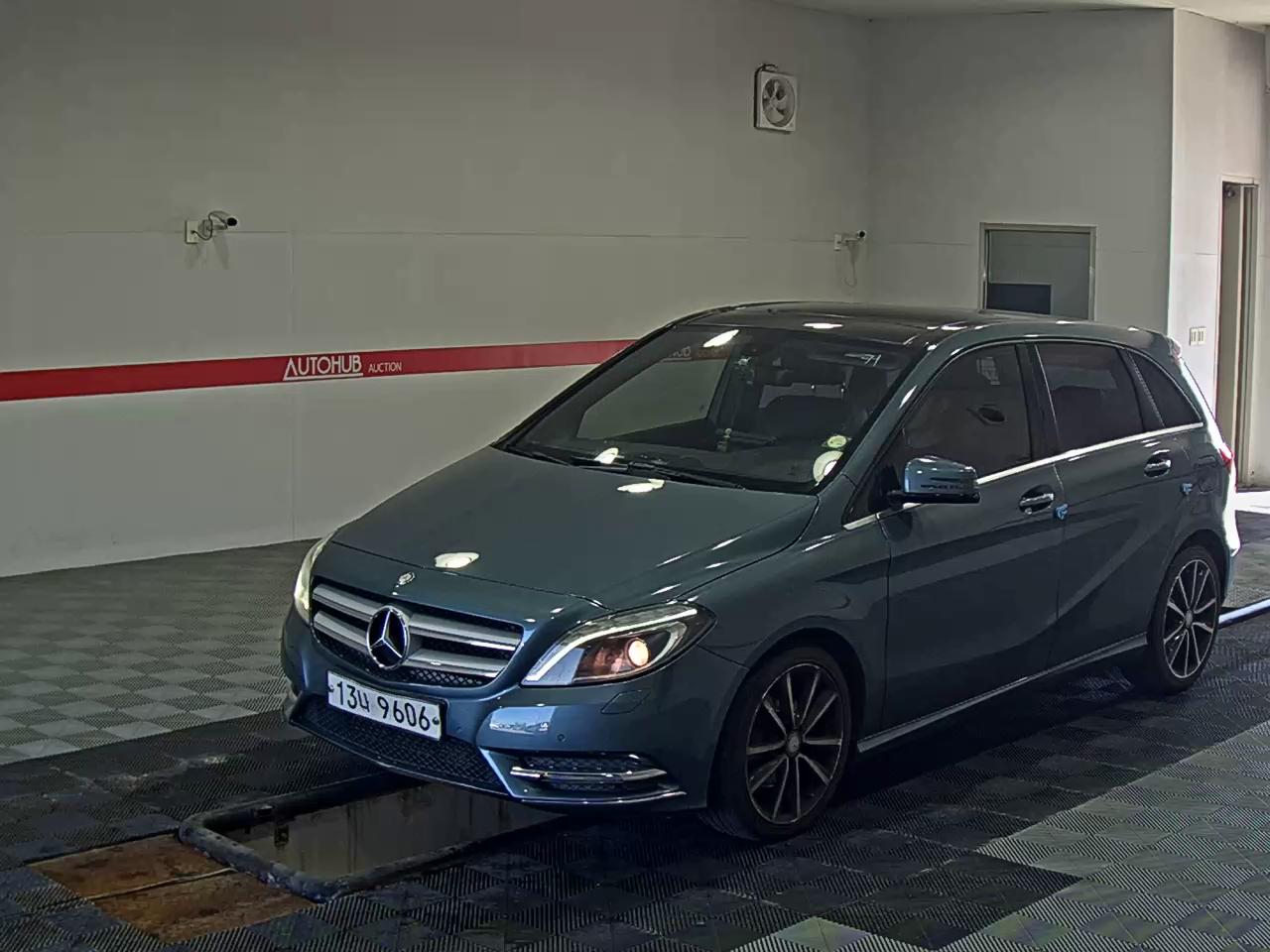 MERCEDES-BENZ B-CLASS (2ND GEN) B200 CDI BLUE EFFICIENCY PACK