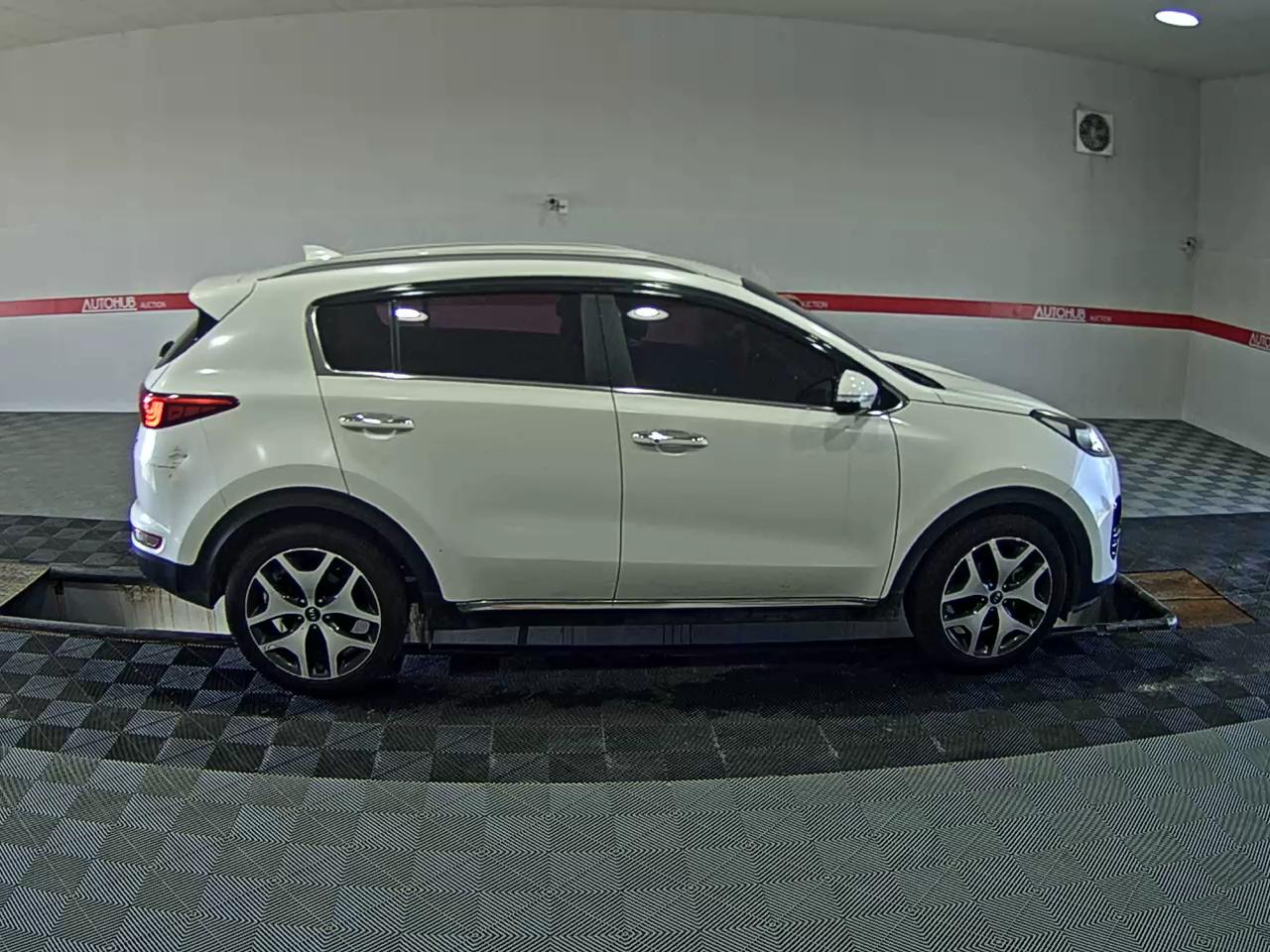2016 - kia sportage