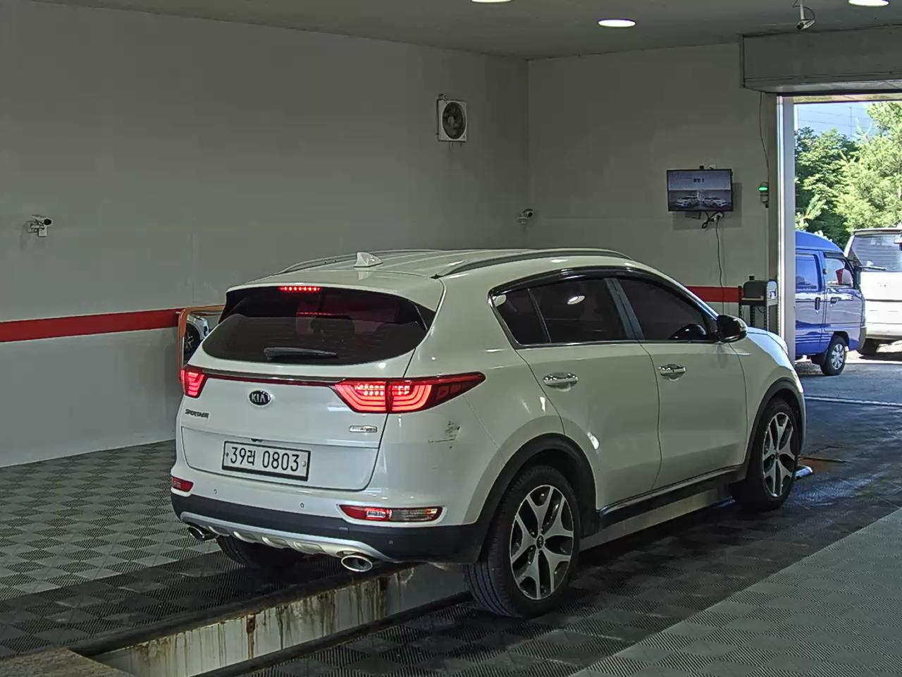 2016 - kia sportage