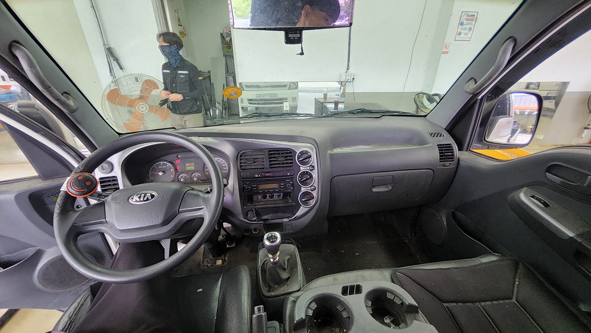 2013 - kia bongo