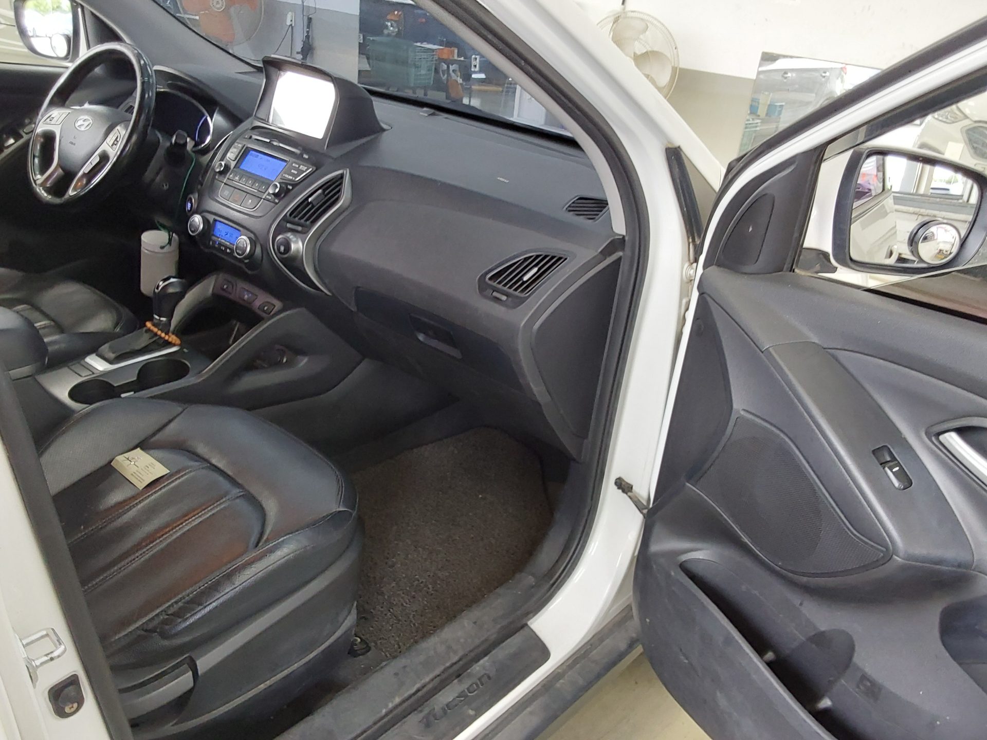 2014 - hyundai tucson