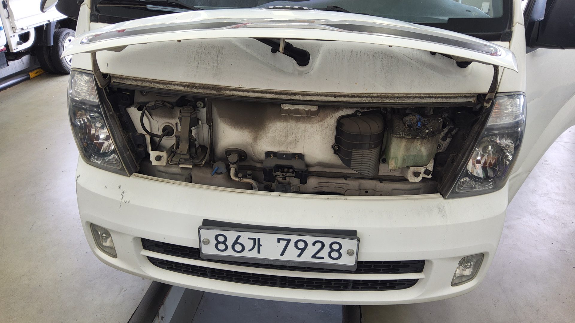 2013 - kia bongo