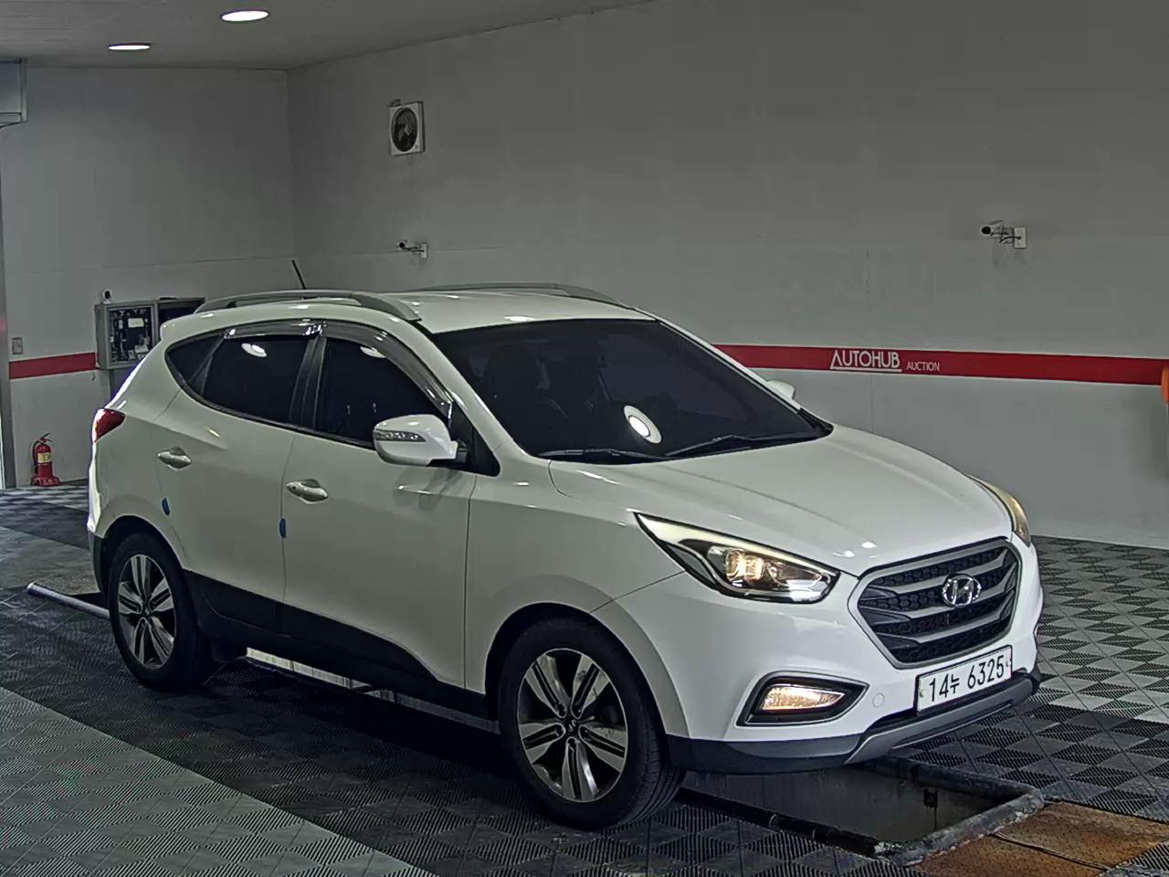 2014 - hyundai tucson
