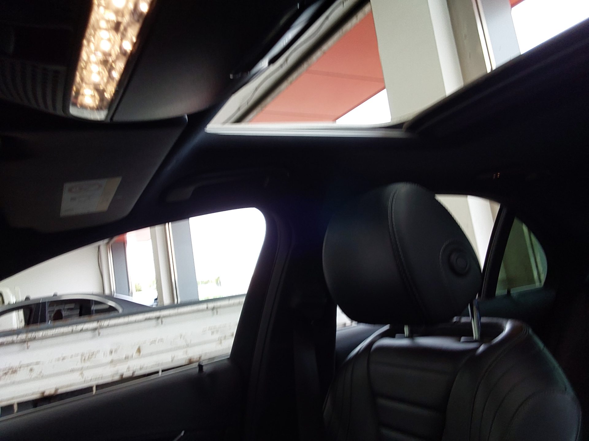 مرسيدس بنز E Class (5Th Gen) E220D فورماتيك AMG Line 2021 E220d 4MATIC LINE