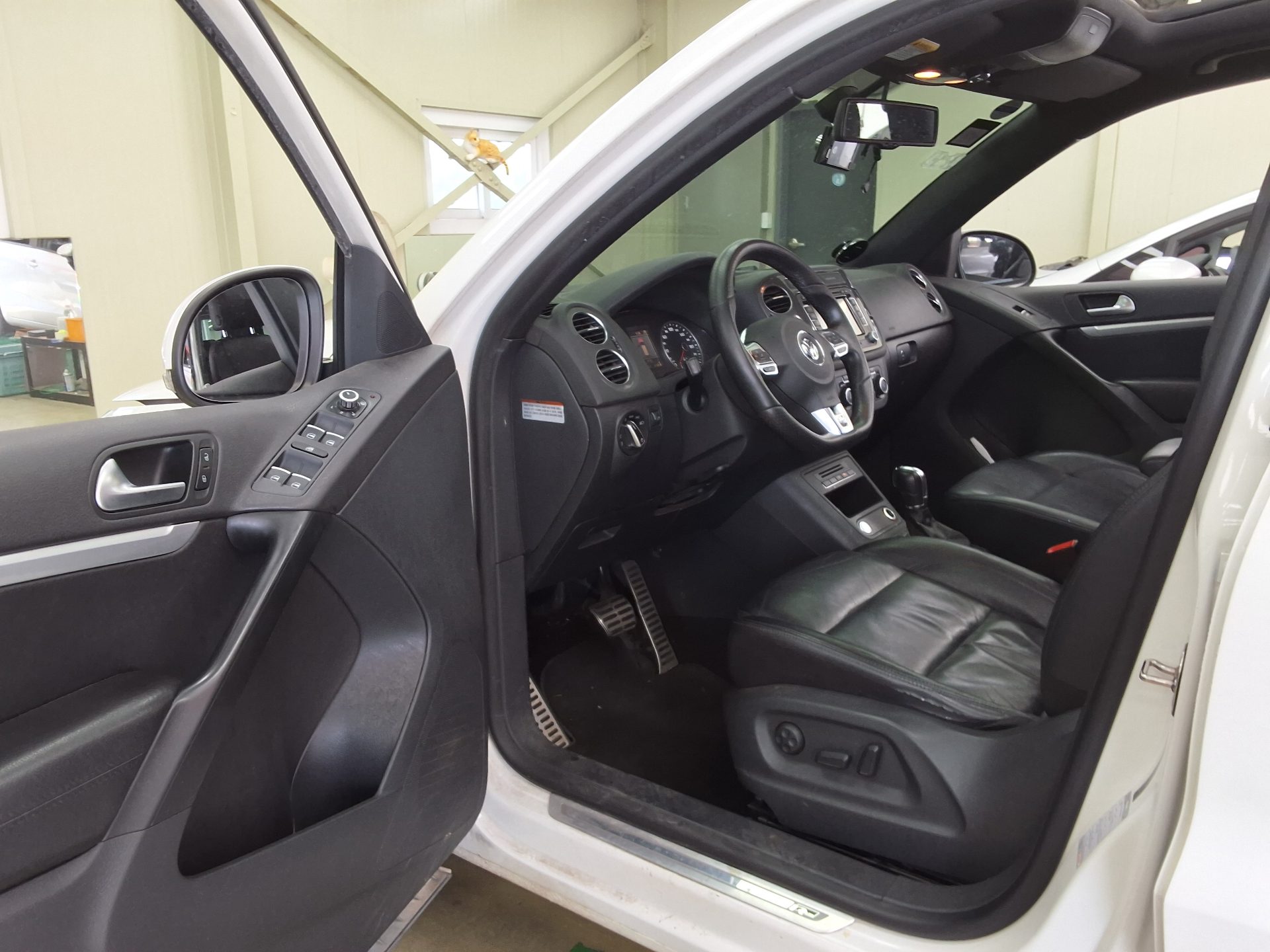 2013 - volkswagen tiguan