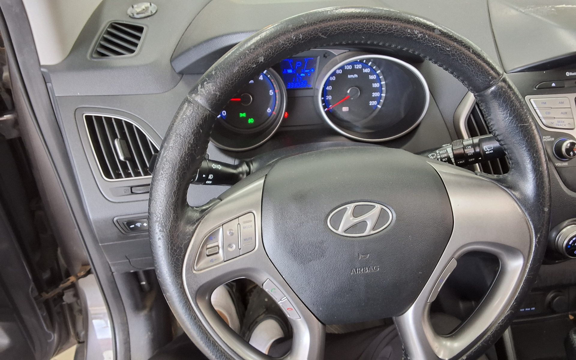 2010 - hyundai tucson