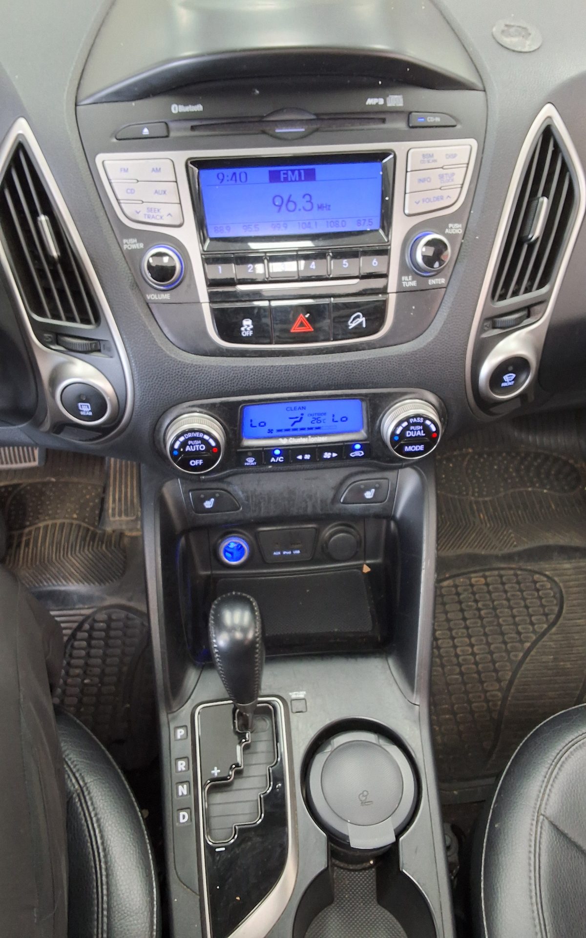 2010 - hyundai tucson