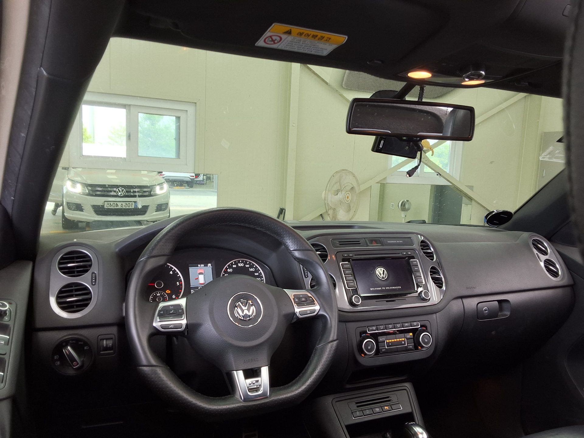 2013 - volkswagen tiguan