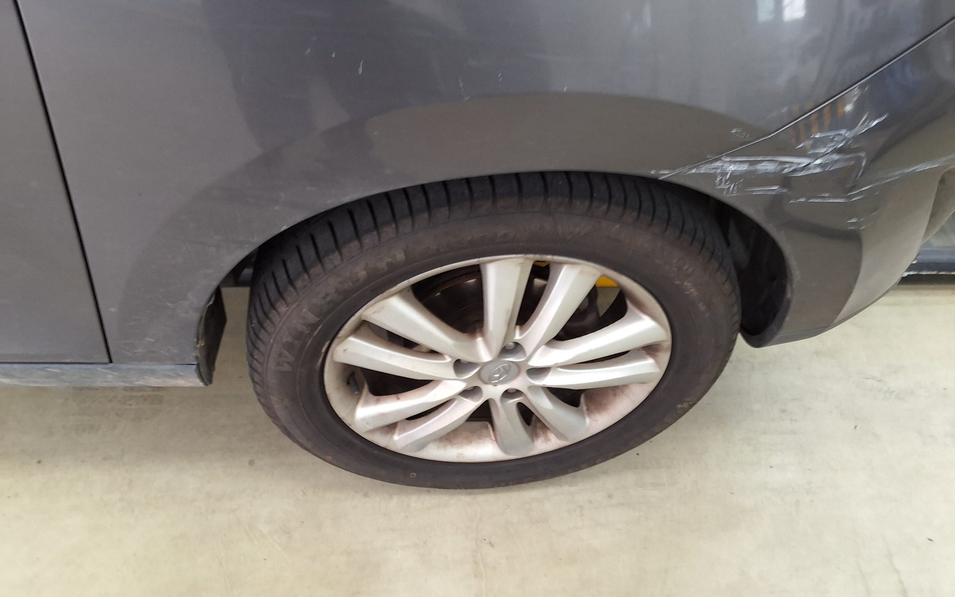 2010 - hyundai tucson