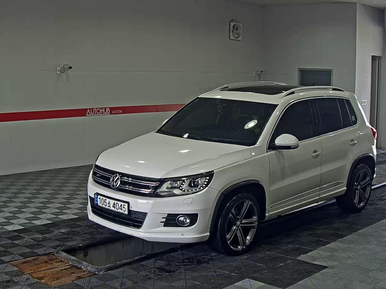 2013 - volkswagen tiguan