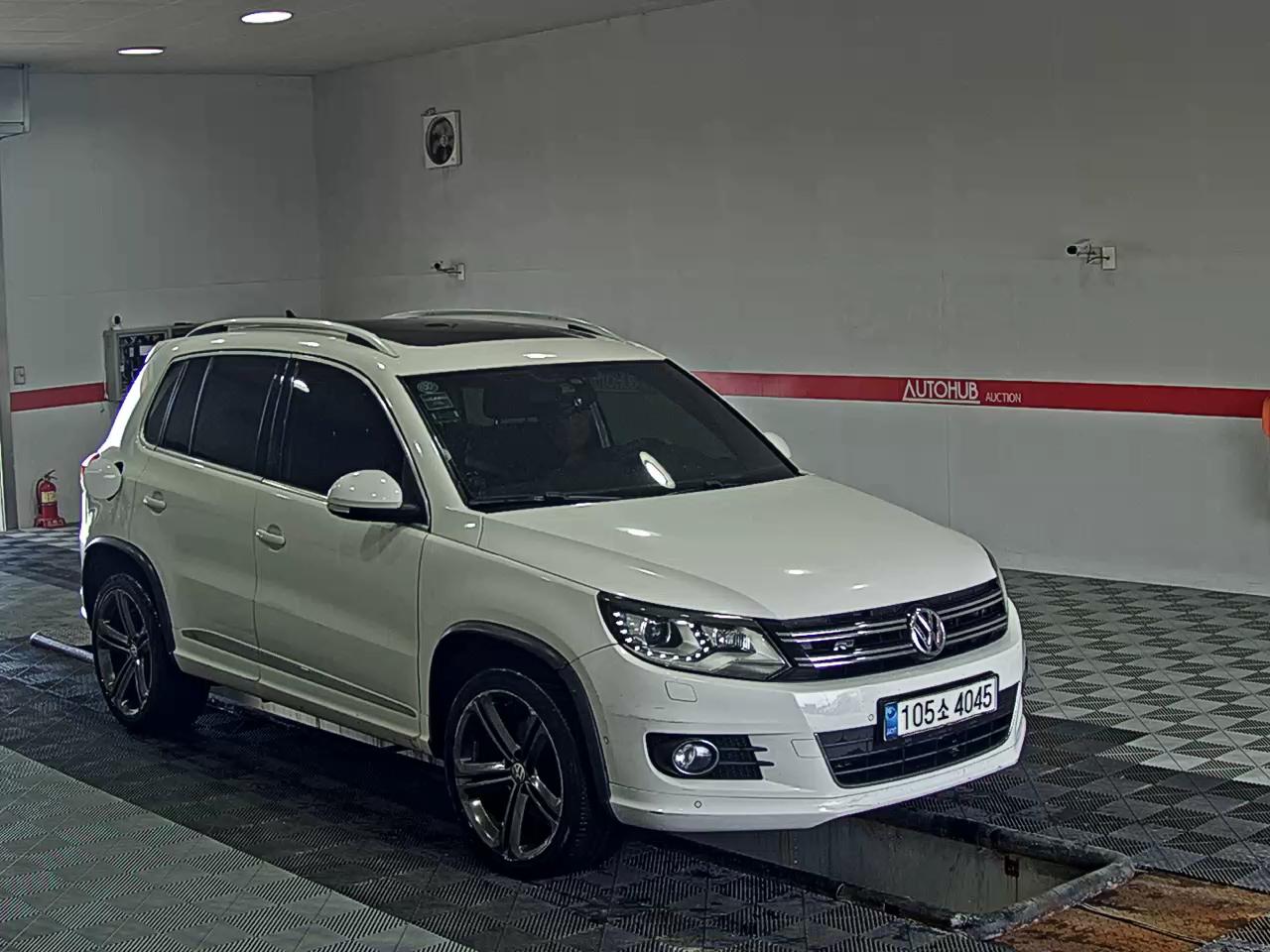 2013 - volkswagen tiguan