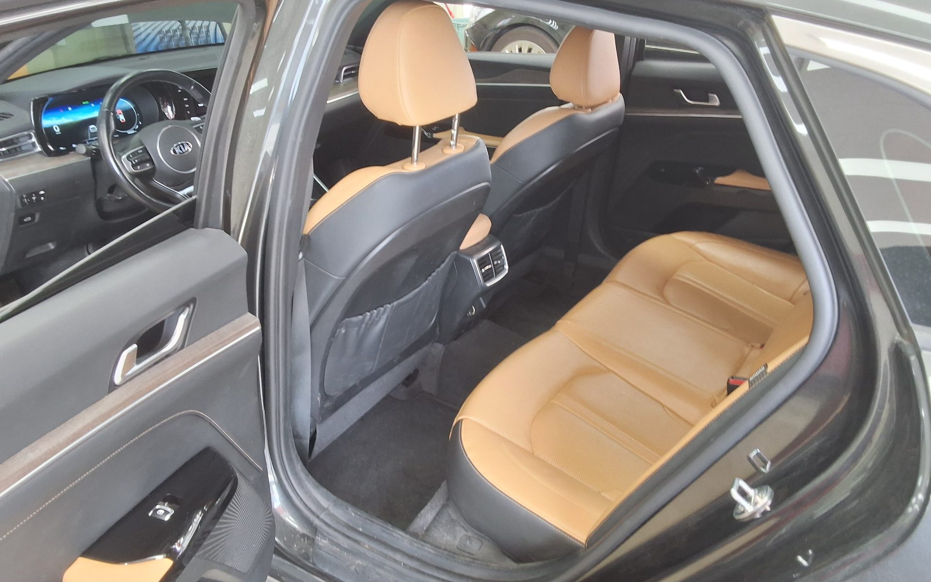 2020 - kia k5