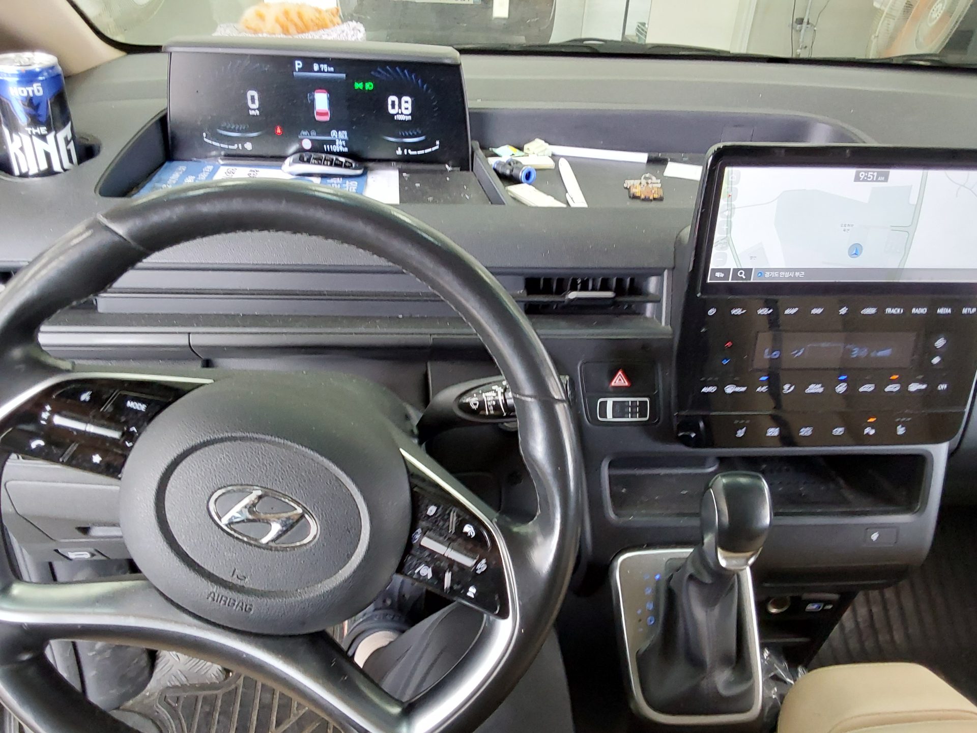 2022 - hyundai staria