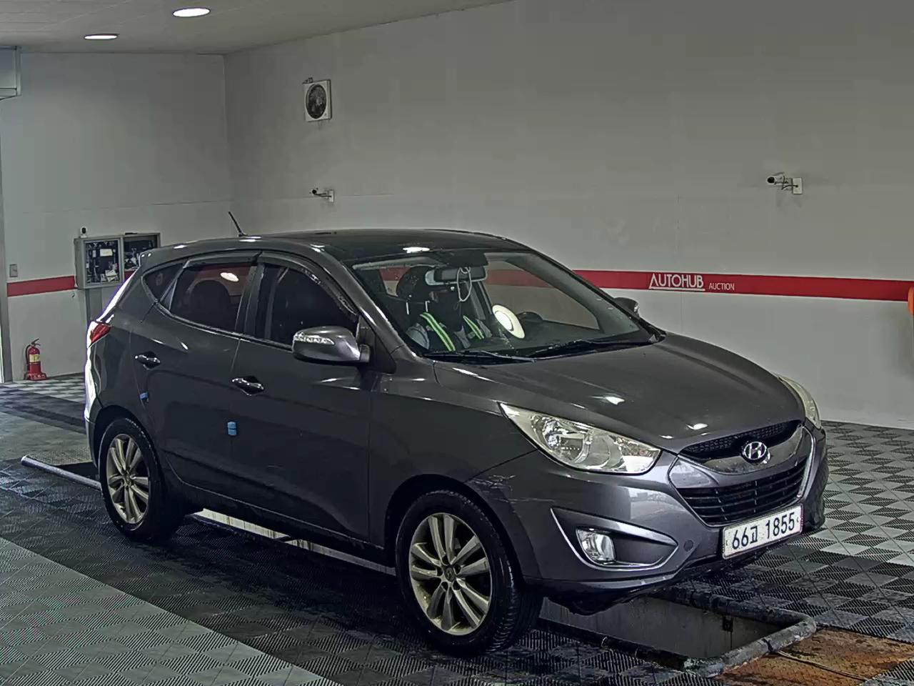 2010 - hyundai tucson