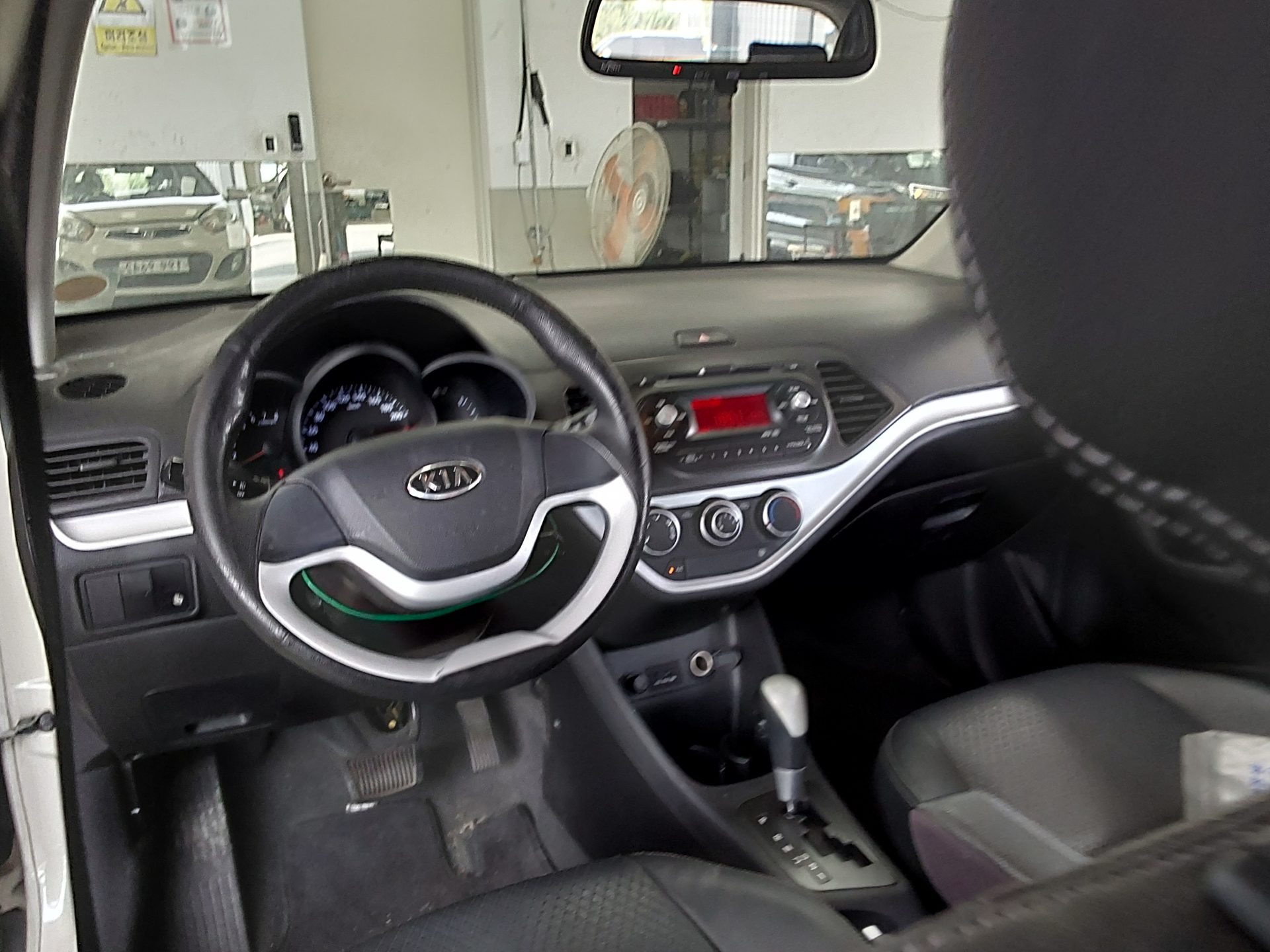 2012 - kia morning