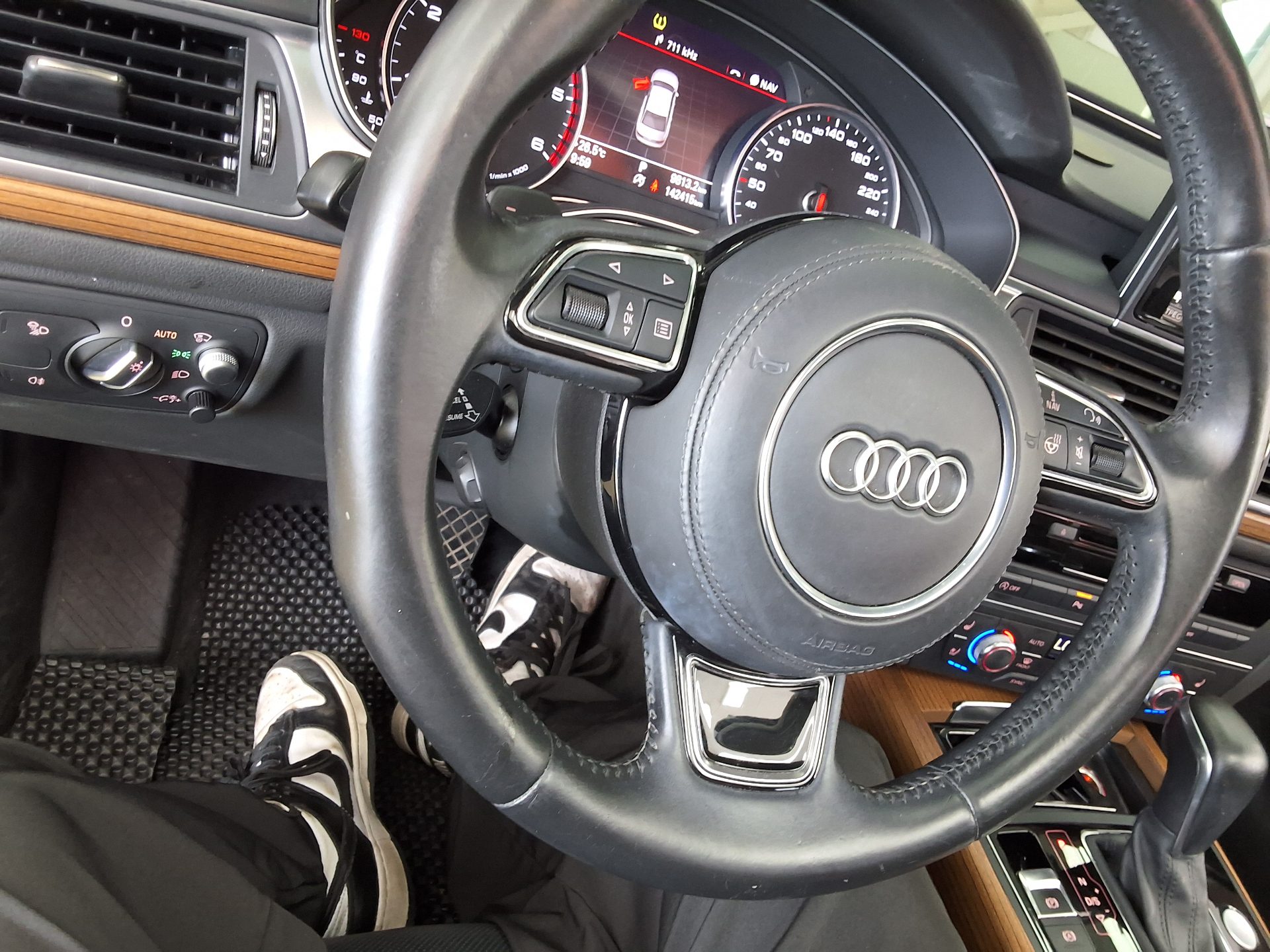 2016 - audi a6