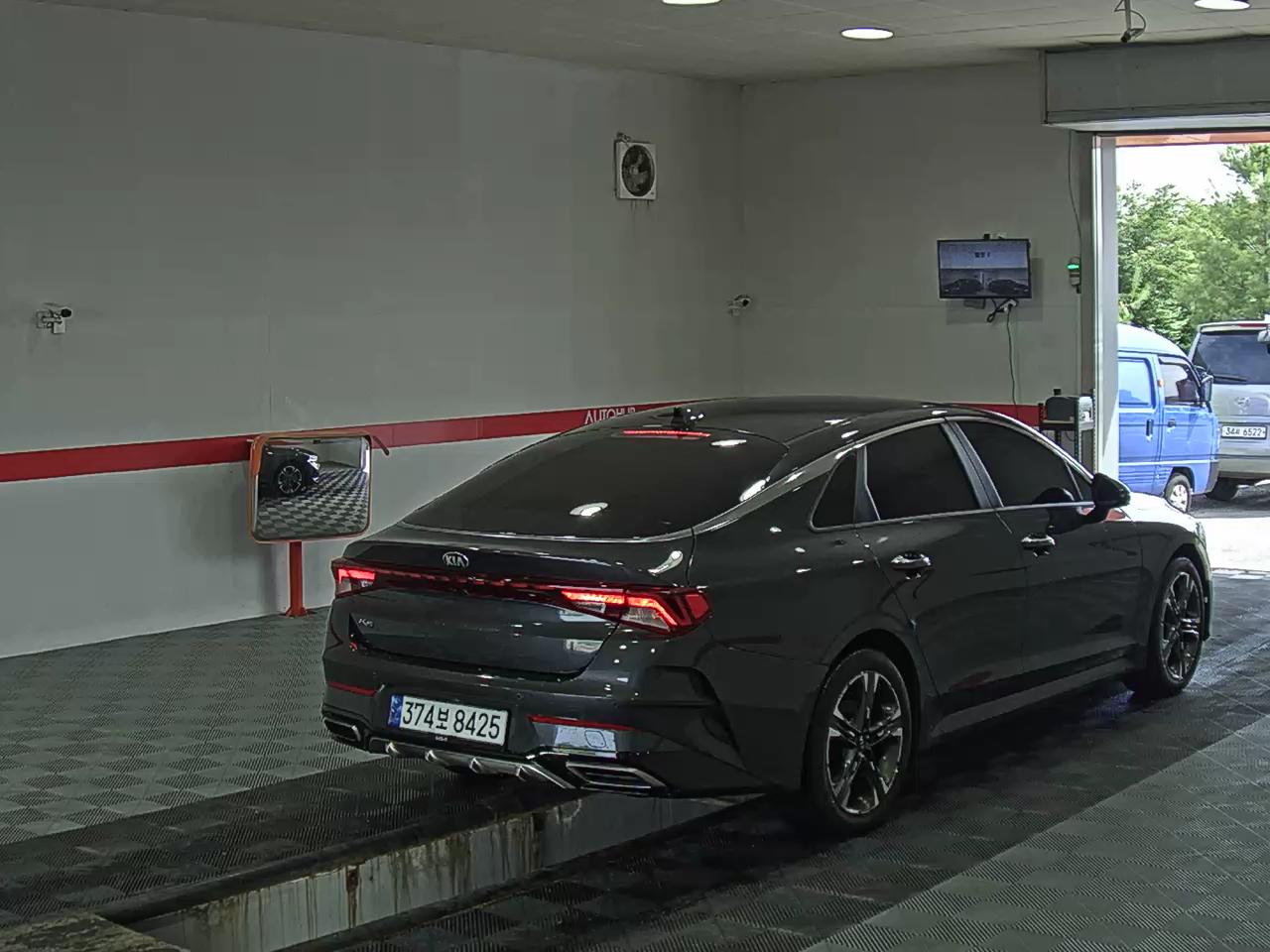 2020 - kia k5