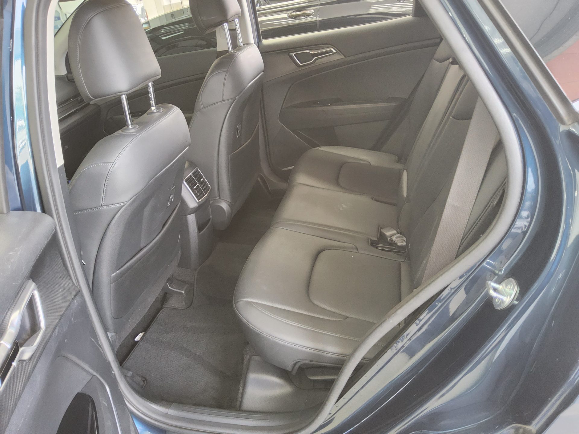 2024 - kia sportage