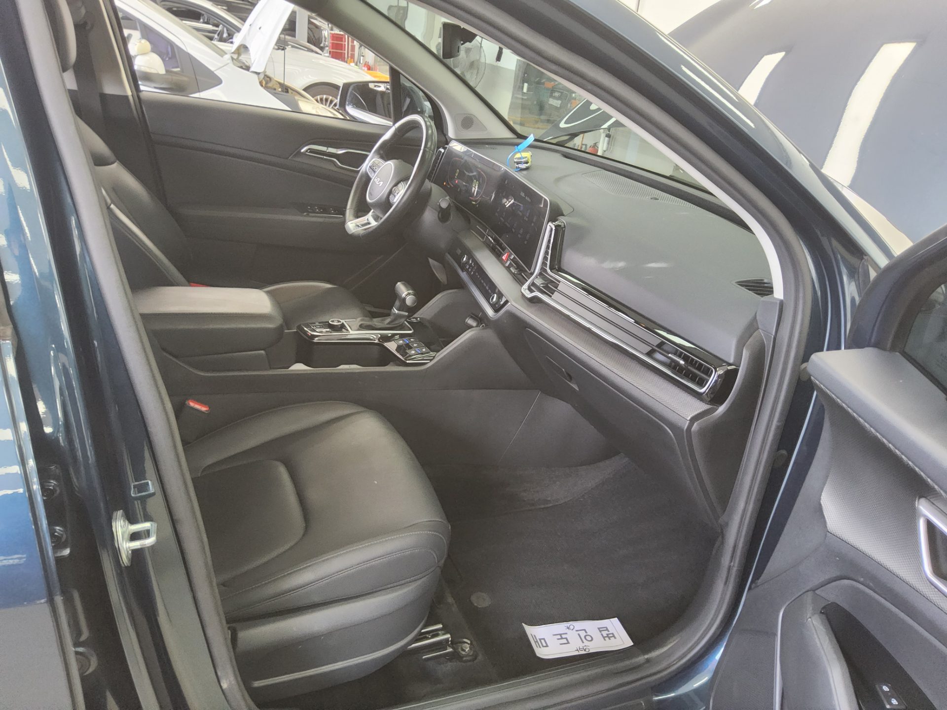 2024 - kia sportage