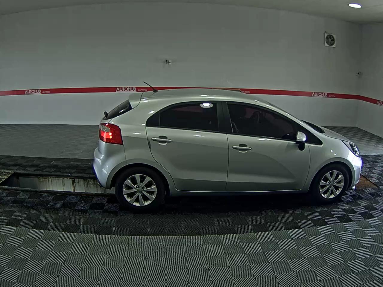 2014 - kia pride