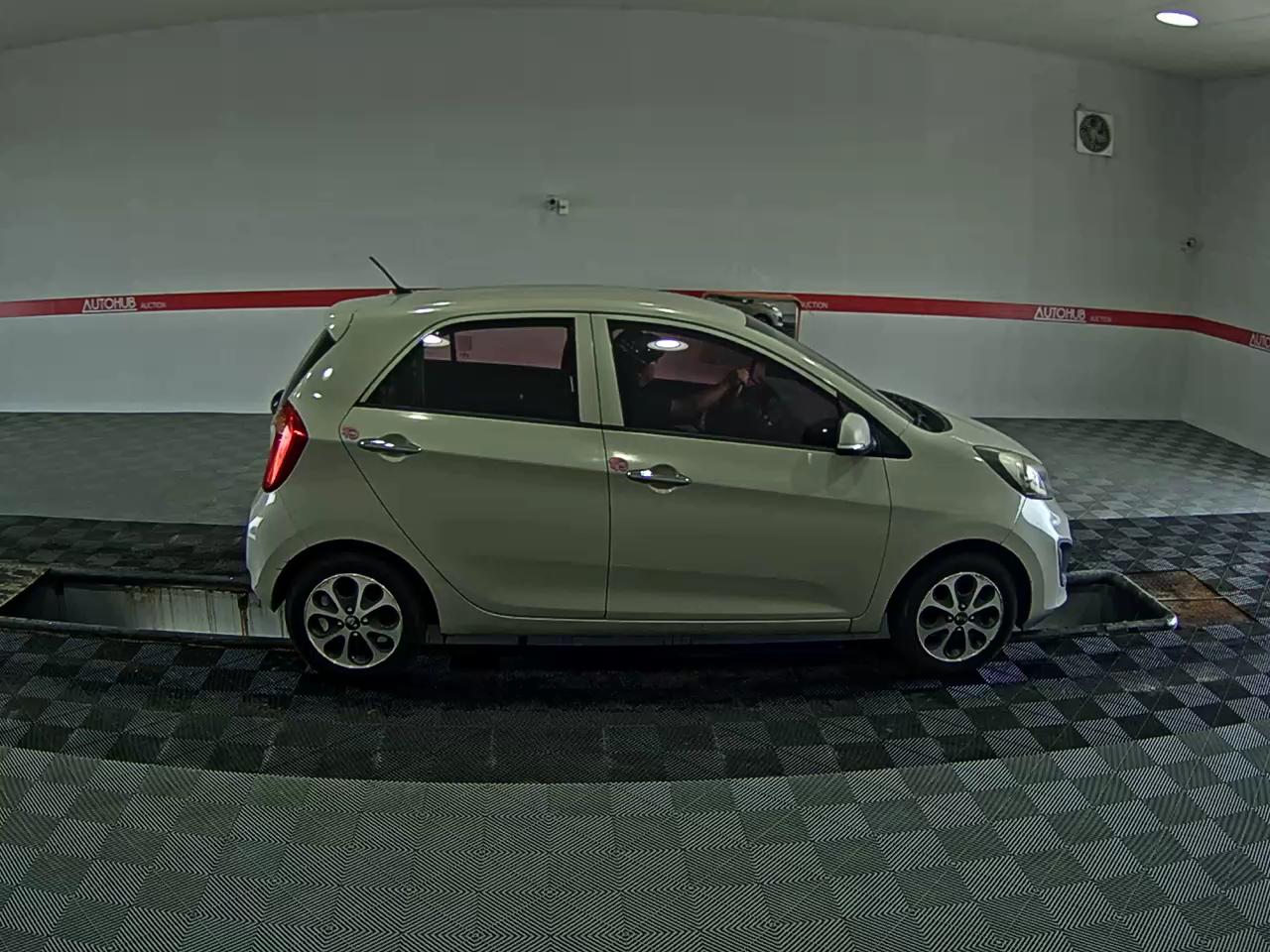 2012 - kia morning