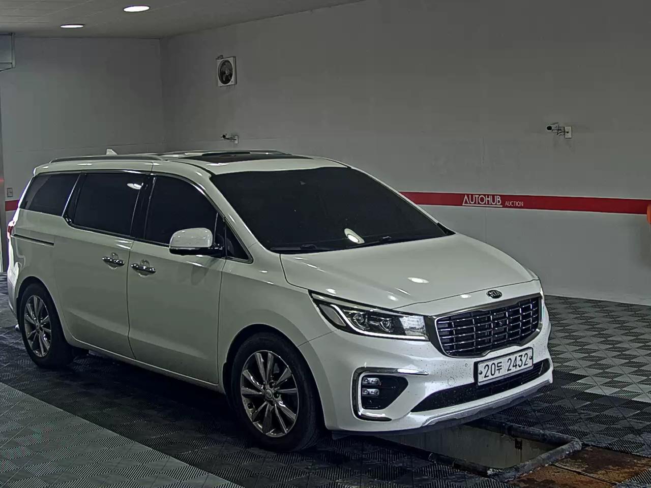 2019 - kia carnival