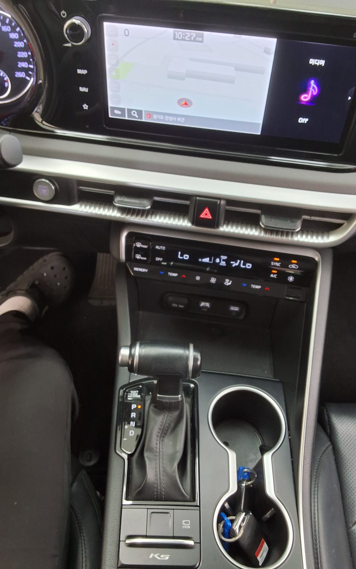 2022 - kia k5