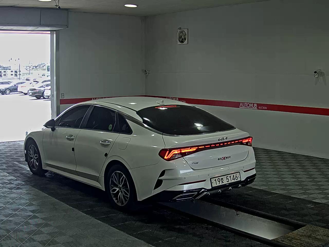 2022 - kia k5