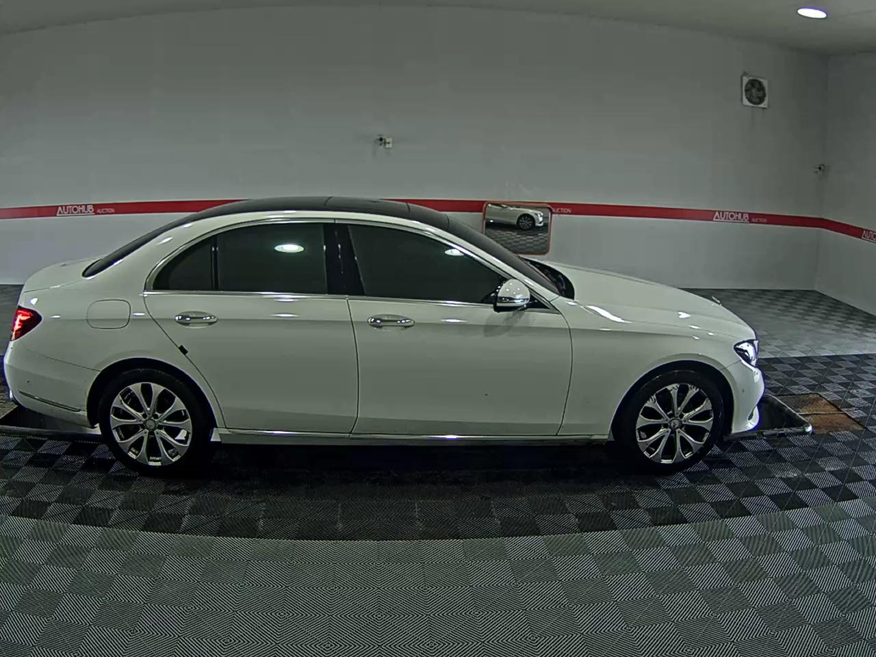 2017 - mercedes-benz e220d