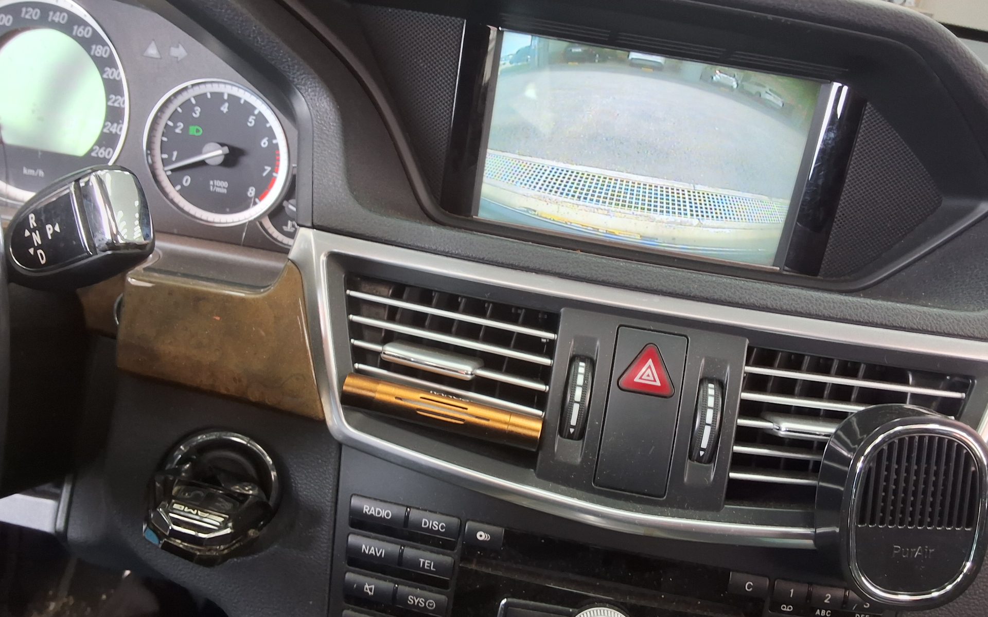 2011 - mercedes-benz e300