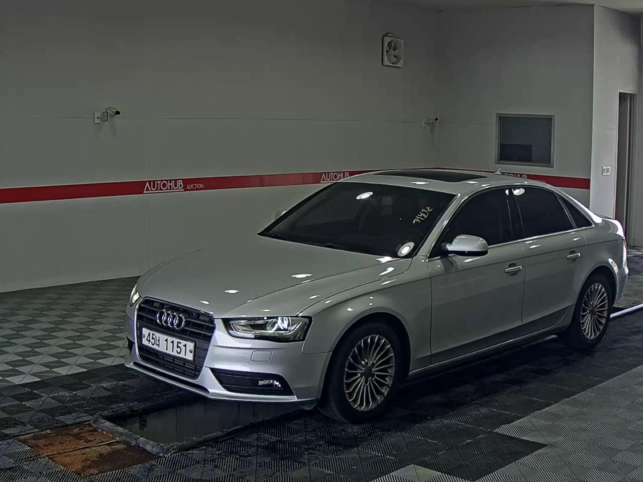 AUDI A4 (4TH GEN) TDI