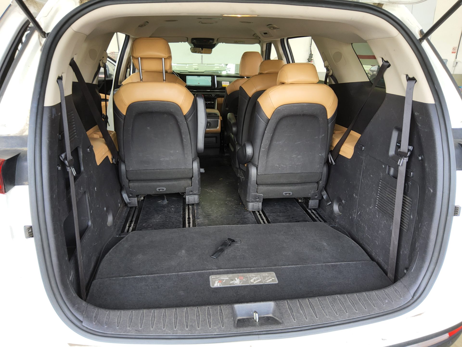 2021 - kia carnival