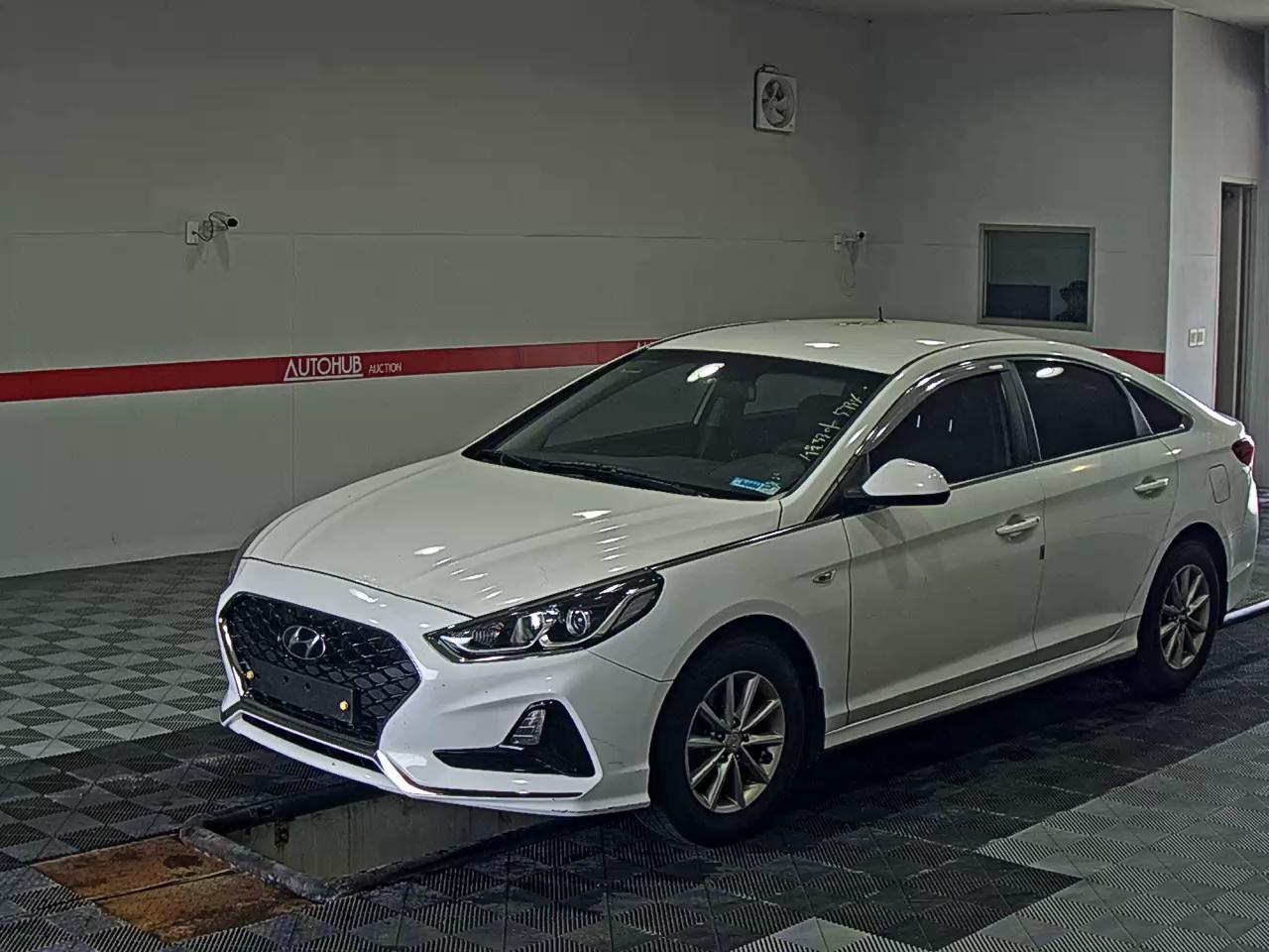 HYUNDAI LF SONATA RISE LPi TAXI CORPORATE