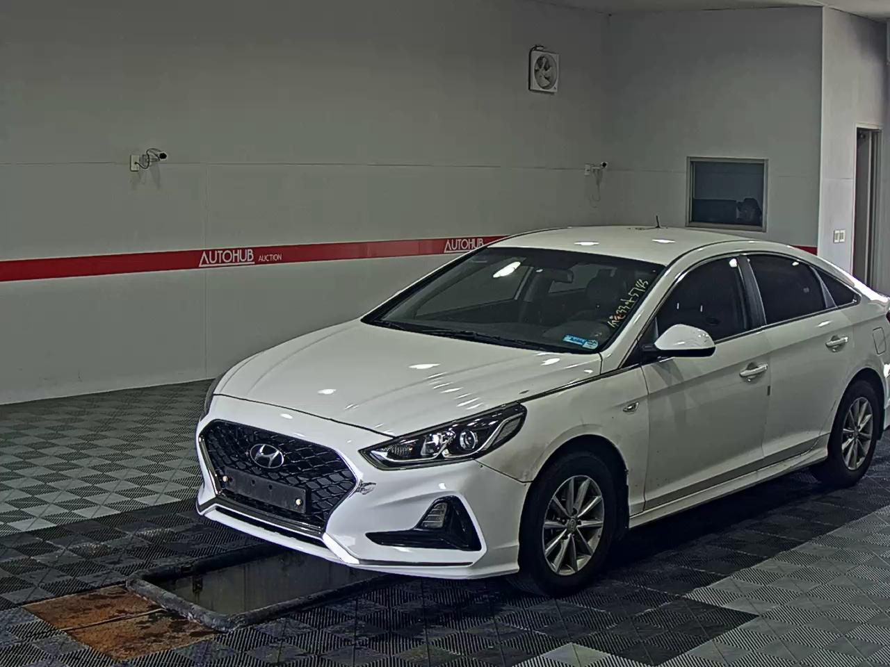 HYUNDAI LF SONATA RISE LPi TAXI CORPORATE