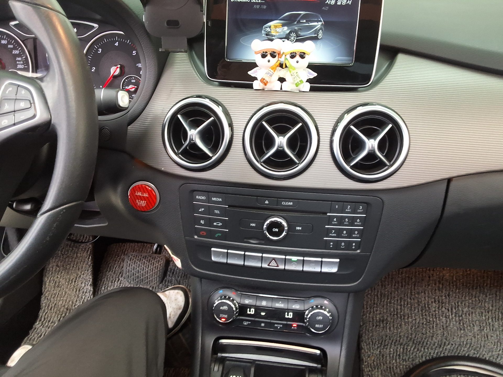 2016 - mercedes-benz b200d