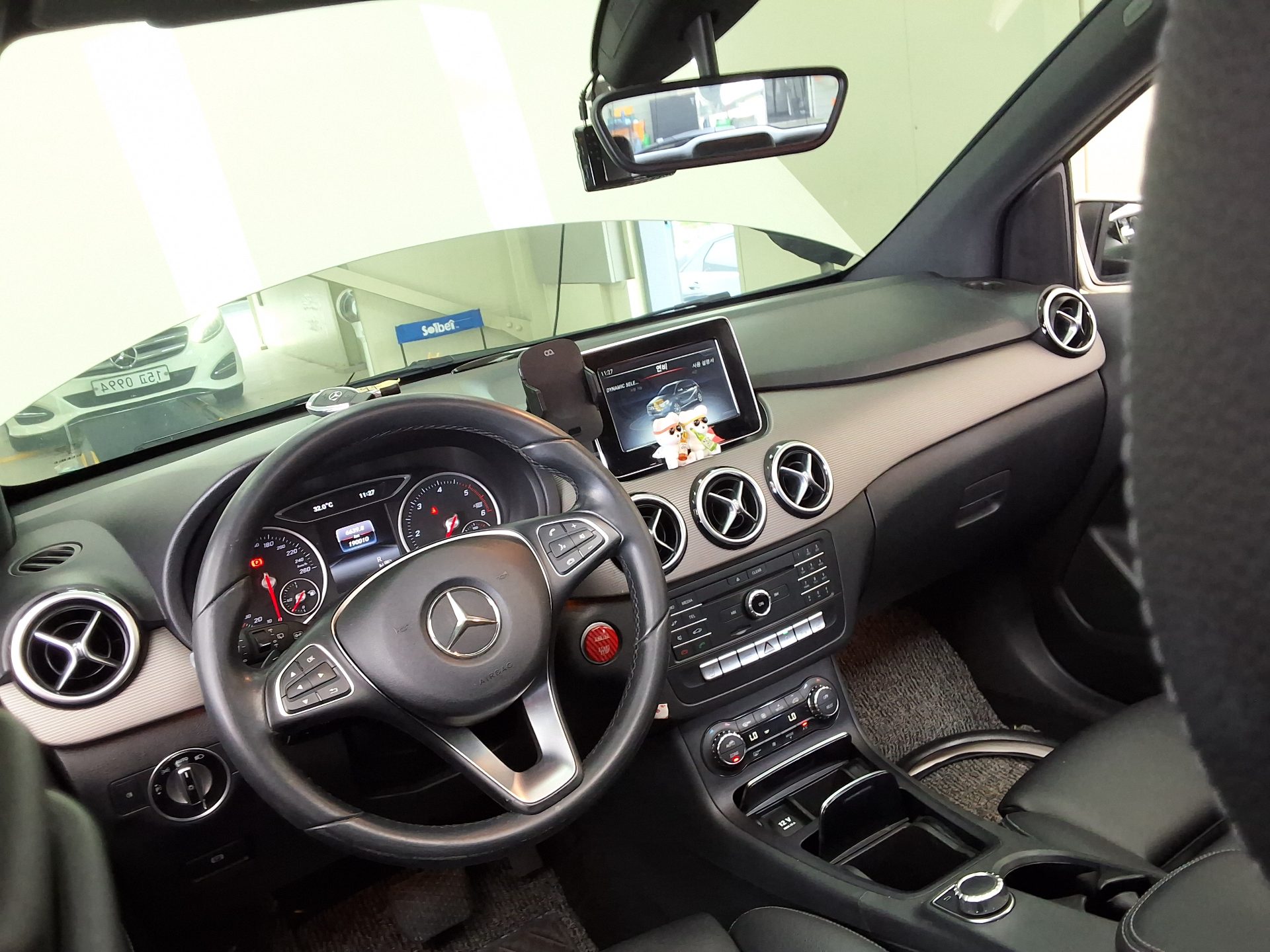 2016 - mercedes-benz b200d