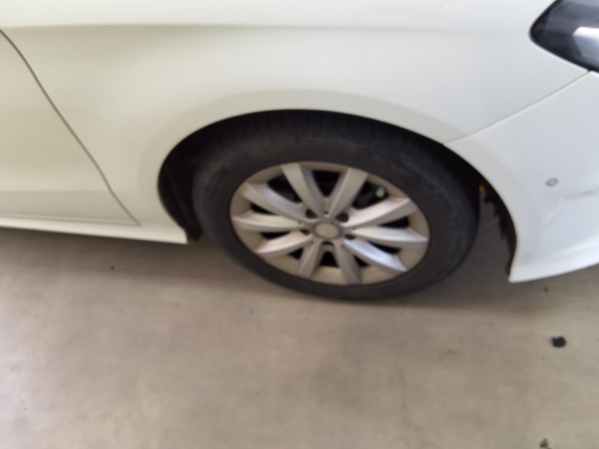 2016 - mercedes-benz b200d