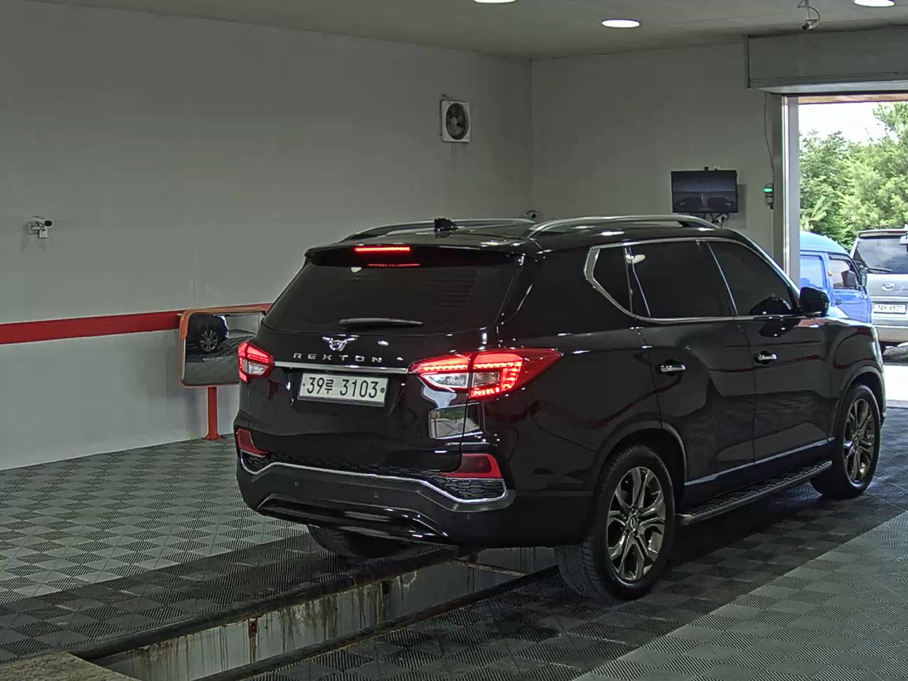 2018 - ssangyong rexton