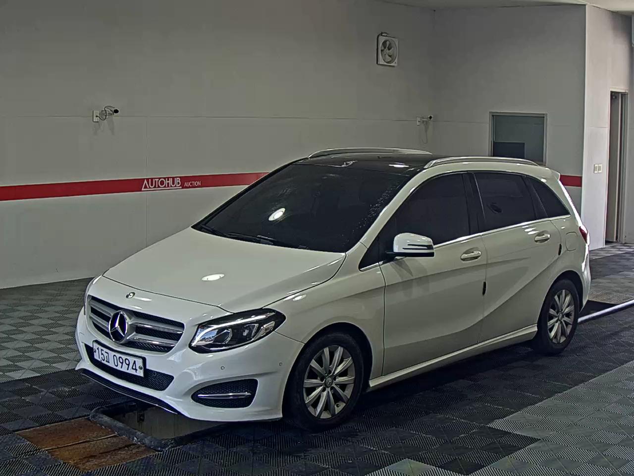 2016 - mercedes-benz b200d