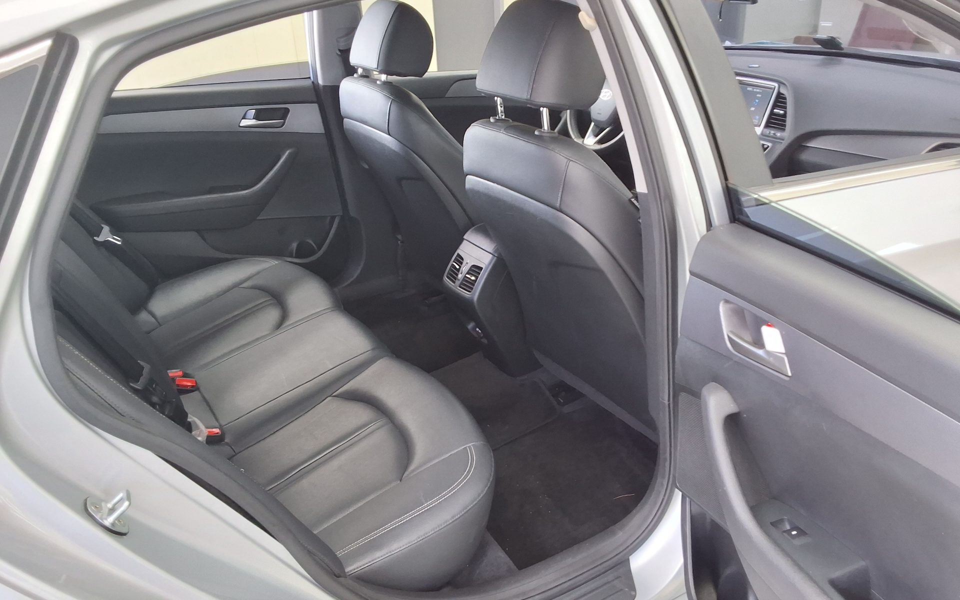 2019 - hyundai sonata