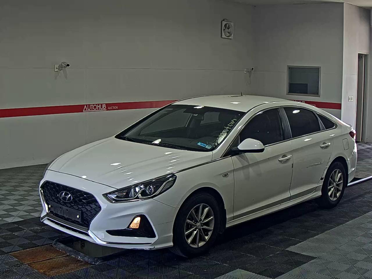 HYUNDAI LF SONATA RISE LPi TAXI CORPORATE