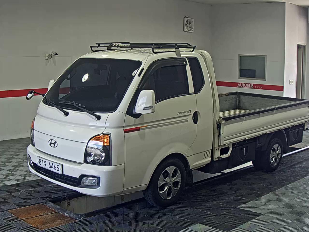 HYUNDAI PORTER II SUPER CAB EXTRA WHEELBASE