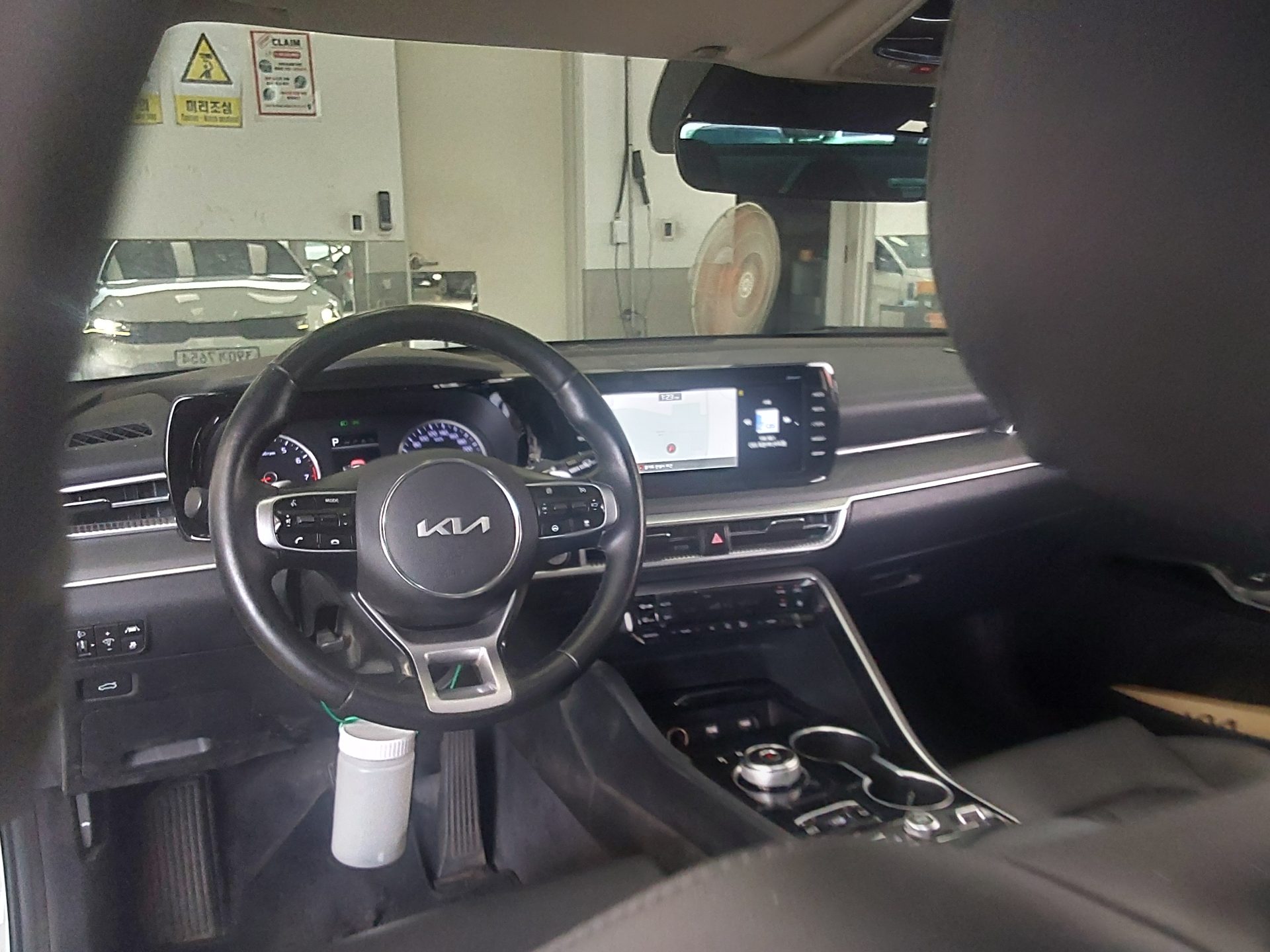 2023 - kia k5